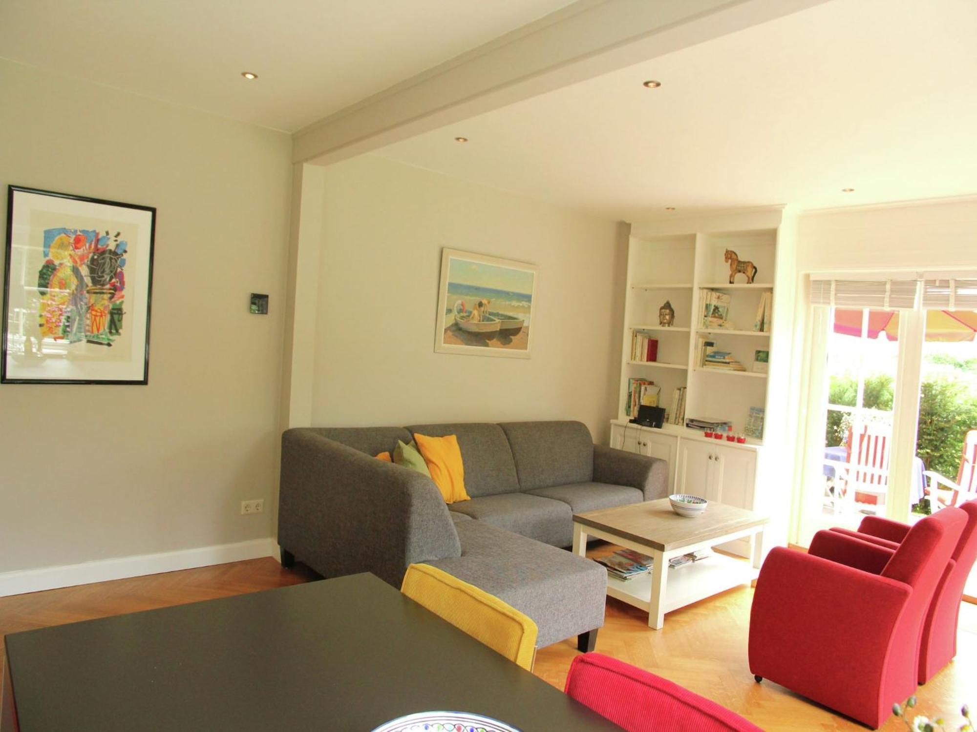 Pleasing Holiday Home In Schoorl With Patio Dış mekan fotoğraf