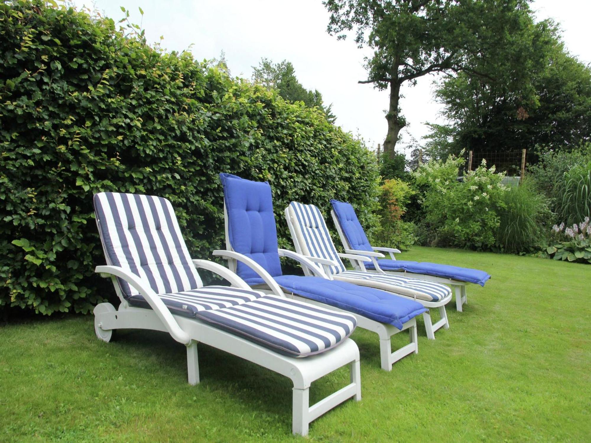 Pleasing Holiday Home In Schoorl With Patio Dış mekan fotoğraf