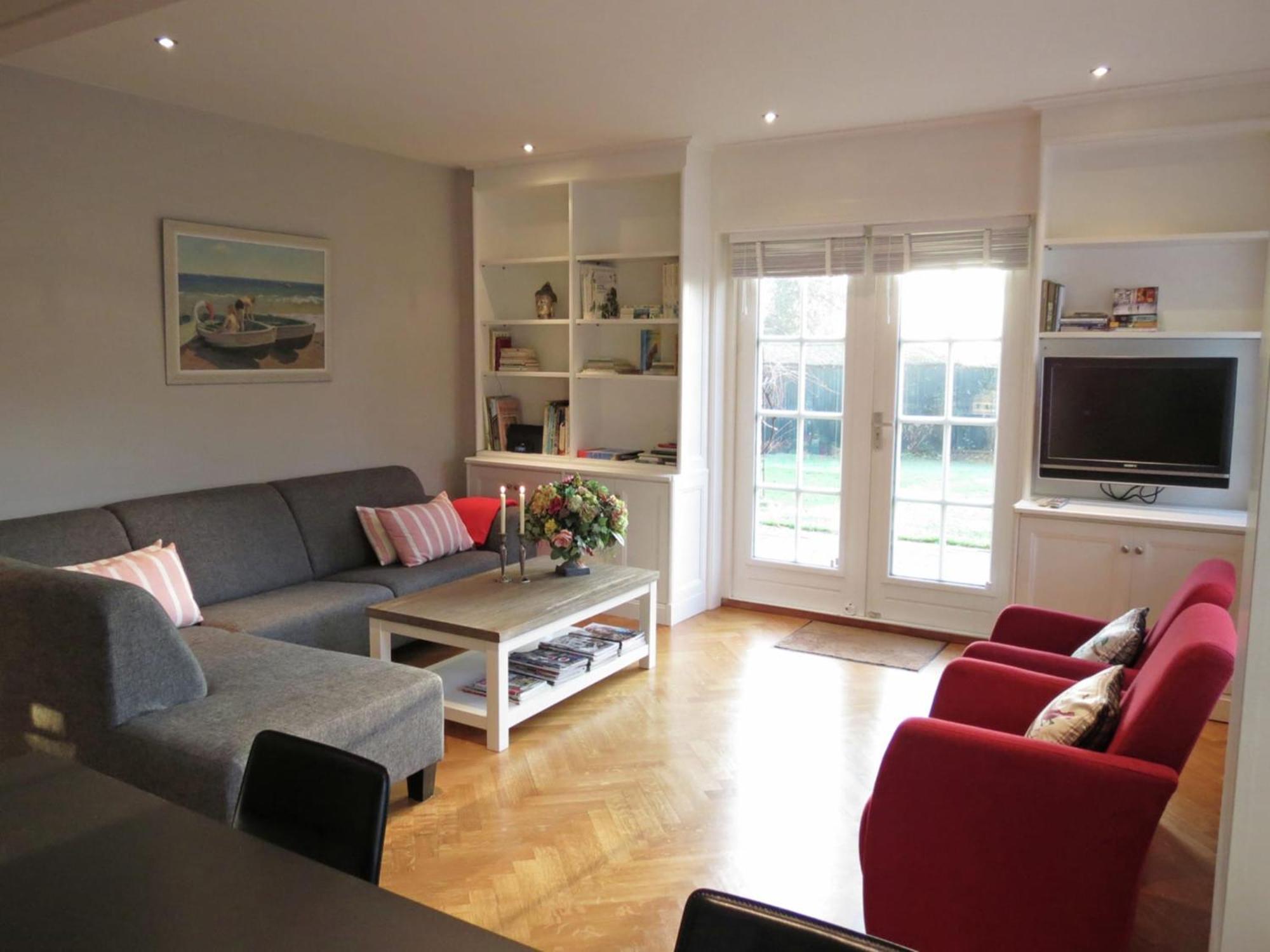 Pleasing Holiday Home In Schoorl With Patio Dış mekan fotoğraf